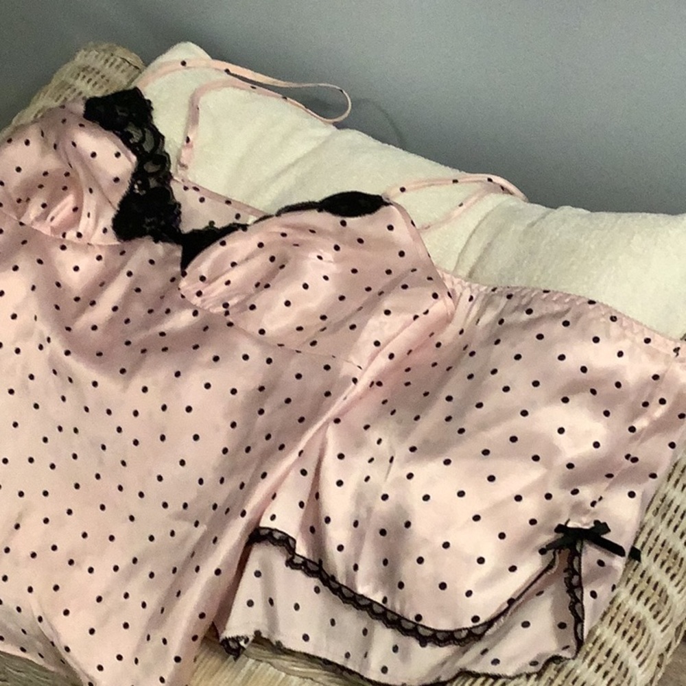 Gilligan & O'Malley Pink Camisole with Black Dots and Lace 2 pc set - Picture 10 of 10